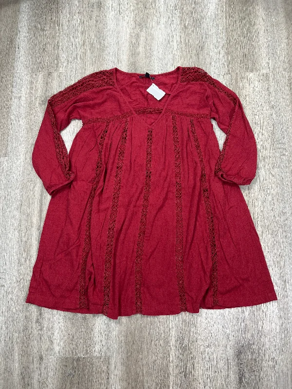 Closeout Dress Casual Short By American Eagle In Red, Size: S