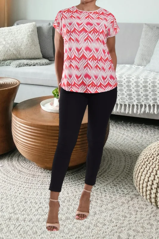 Special Price Ladies Pink And White Knit Top